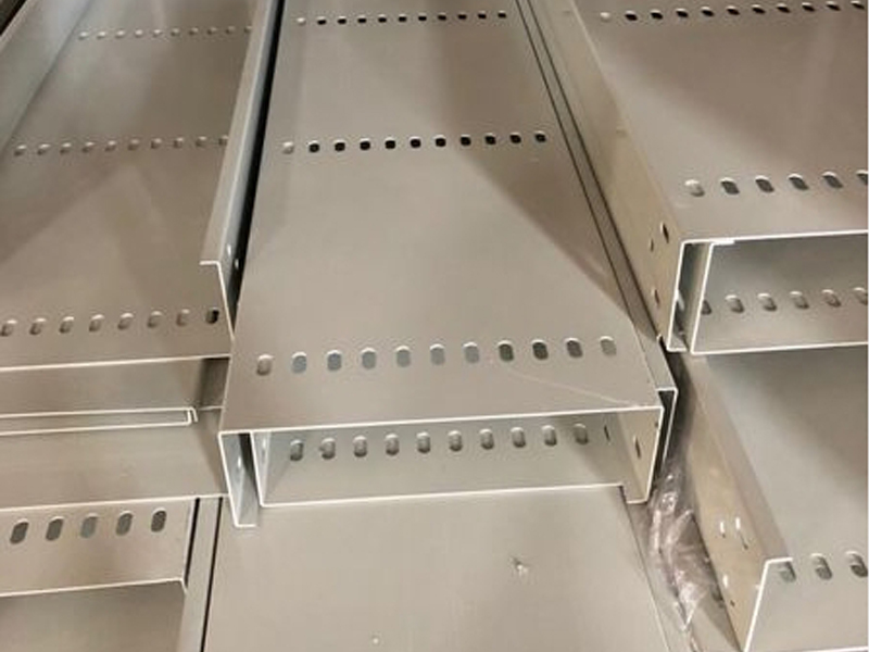 Chi tiết về phương pháp sơn tĩnh điện trong sản xuất thang máng cáp