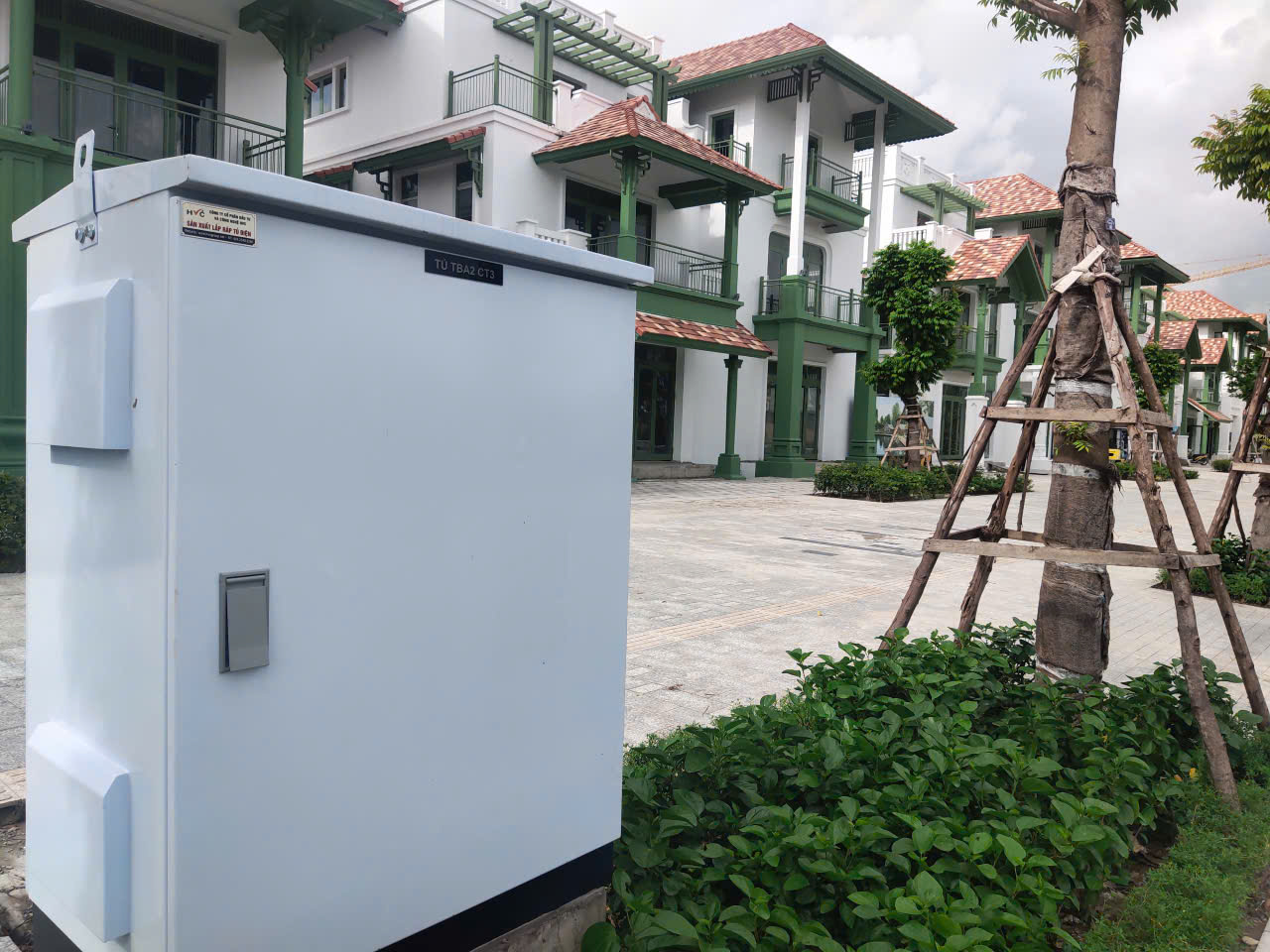 HVC Hưng Yên lắp đặt tủ điện và nghiệm thu trước khi bàn giao tại phân khu đô thị 
